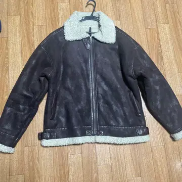 다크 브라운 M 사이즈 무스탕 코트