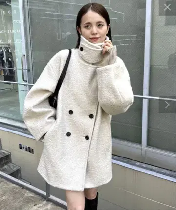 미스틱 샤기 미들 코트 사이즈 2