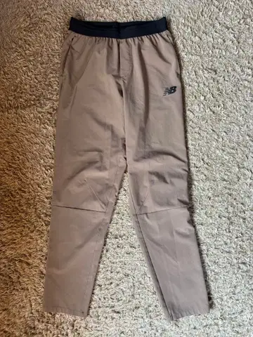 뉴발란스 수트 셋업 치노