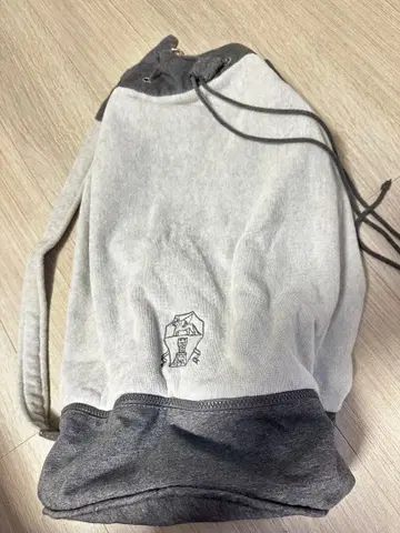 브루넬로쿠치넬리 스포츠 백