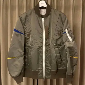 sacai 사카이 Nylon Twill 자켓 MA-1 블루종