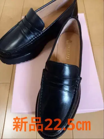 [ 미사용 새상품 ] PASCUCCI 블랙 로퍼 가죽 신발