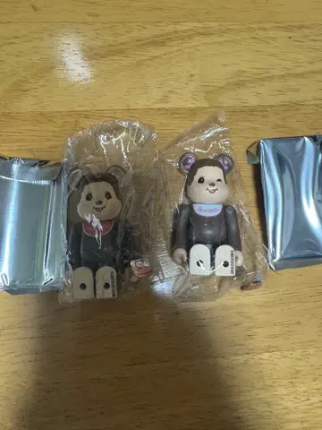 BE@RBRICK 100% SERIES50 몽치치 앞뒤