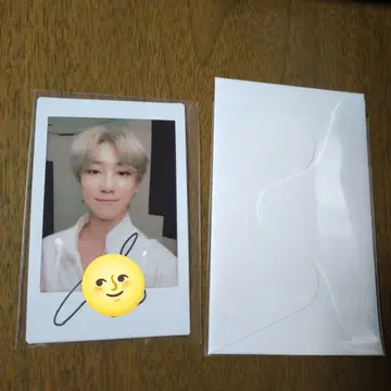 SEVENTEEN 민하오 회장 한정판 친필 사인 폴라로이드