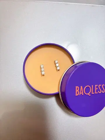 BAQLESS 스트레이트 바형 귀걸이 박스 없음