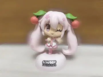 벚꽃 미쿠 피규어