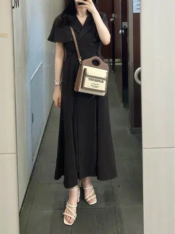 SNIDEL 케이프 칼라 트렌치 원피스