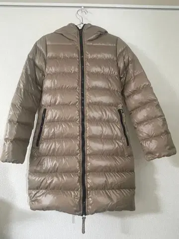 DUVETICA 새상품급 다운 코트