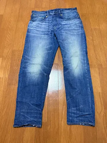 블루 스트레이트 데님 페이드 가공