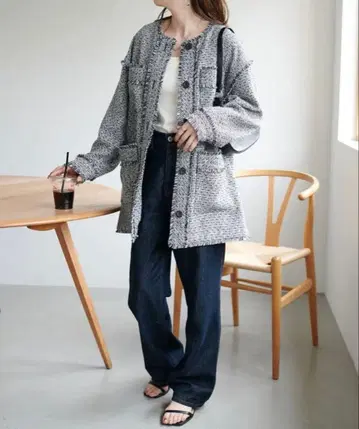 Discoat 노카라 트위드 자켓 블랙 화이트