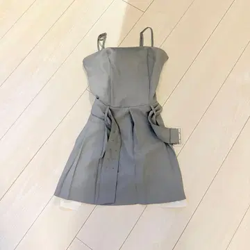 스파이럴 걸 허리 마크 플리츠 미니 원피스