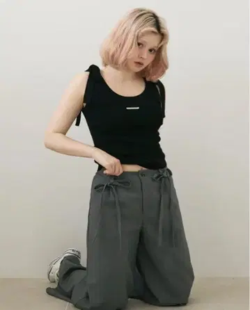 andmary Avrill 리본 탑