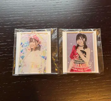 이타테 사유리 아크릴 키링 2종 세트