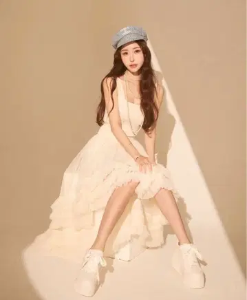 스즈키 아미 씨 프로듀스 스니커즈 M 사이즈