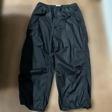 [ 새상품급 ] 블랙 팬츠 DENIM&MILITARY