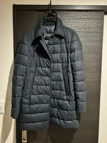 Hepno 다크 그레이 다운 자켓