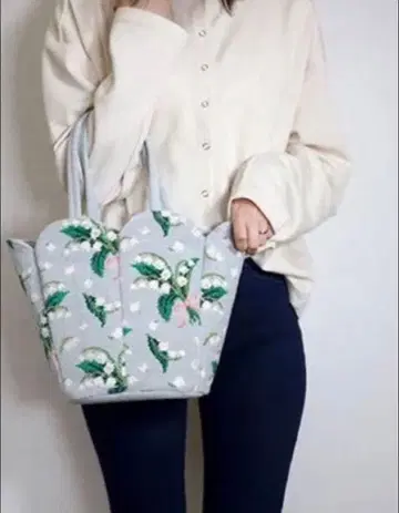 [ 새상품급 ] 페이엘 퓨르 뮈게 크노스페 토트백