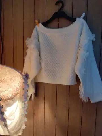 미스틱 - 오프숄더 프린지