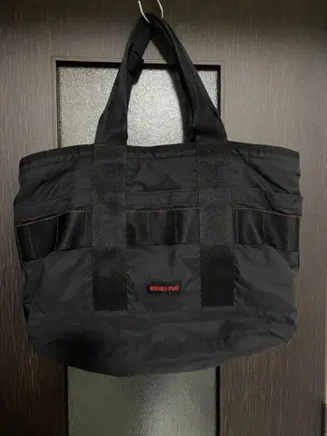 브리핑 토트백 블랙