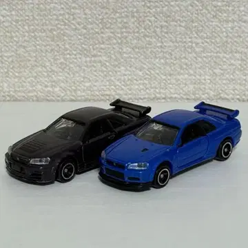 토미카 스카이라인 gt-r 34 2대 세트