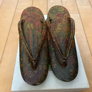 꽃무늬 조리 조리