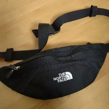THE NORTH FACE 블랙 힙색