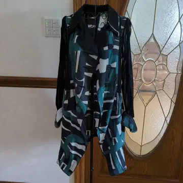 캐주얼 롱 자켓 블랙 그린 화이트