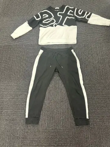 santafe 맨투맨 세트 사이즈 50