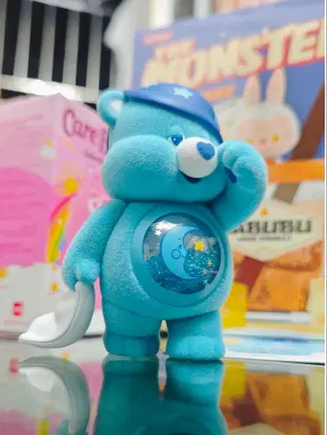 POPMART 케어베어 Colorful Hugs 블루