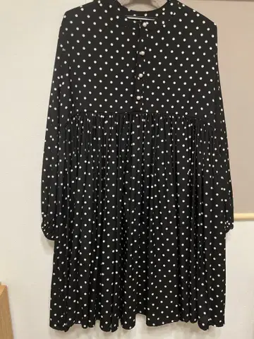 비어즐리 펄 버튼 개더 튜닉 블라우스 펄 버튼