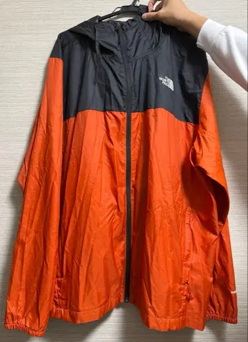 THE NORTH FACE 윈드 브레이커 오렌지
