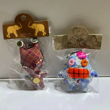 새상품! 핸드메이드 잡화 스트랩&키링 2개 세트