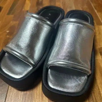 미사용 새상품 실버 샌들 L 사이즈