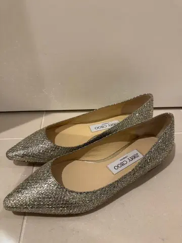 미사용 JIMMY CHOO 플랫슈즈 골드