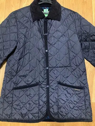 LAVENHAM 네이비 퀼팅 자켓