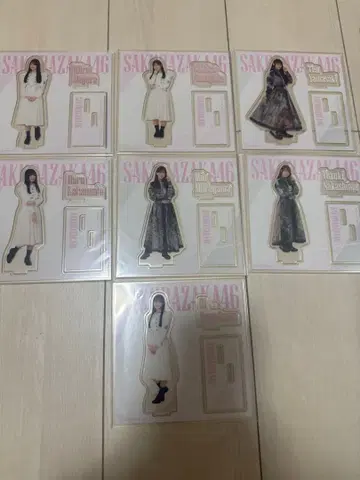 사쿠라자카46 로손 복권 아크릴 스탠드 묶음 판매