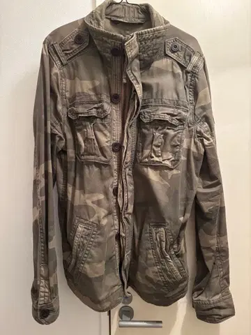 아바클로 카모플라쥬 밀리터리 자켓 L 사이즈