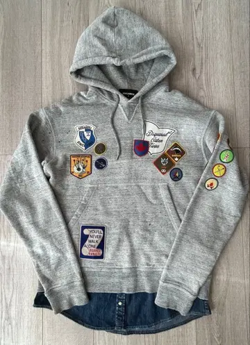 새상품급 DSQUARED2 후드티 M 사이즈 그레이