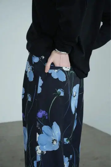 CLANE MULTICOLORED FLOWER WIDE PANTS