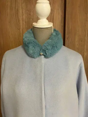 a.v.v 캐시미어 혼방 퍼스트올 포함 블루 롱 코트 노카라