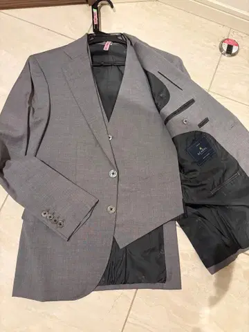 Scabal 라이트 그레이 수트 3피스