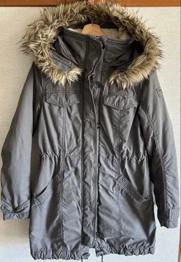 Abercrombie & Fitch 그레이 모즈 코트