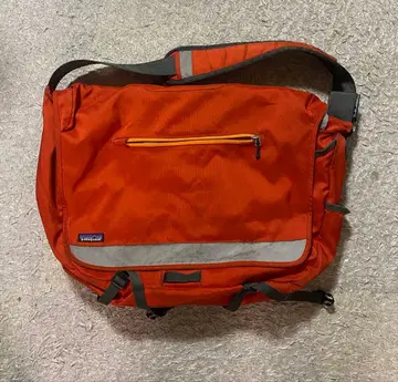 Patagonia 메신저 백 오렌지
