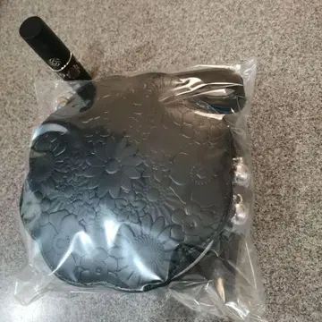 코스메 데코르테 크리스마스 코프레 2025 파우치와 립만