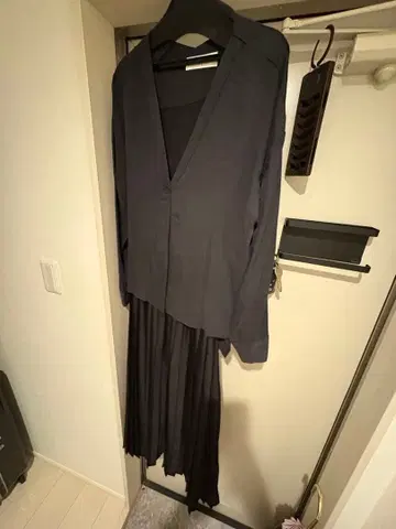 새상품! 블랙 실크 터치 셋업