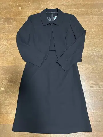 새상품급 블랙 포멀 수트