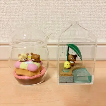 리락쿠마 테라리움 차이로이코구마의 친구 리멘트 피규어
