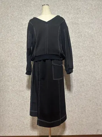 Diagram 그레이스 콘티넨탈 블랙 셋업 36/38 백 프릴