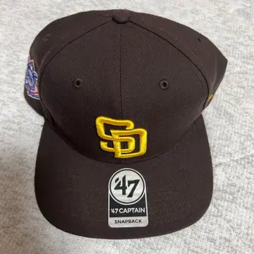 47 CAPTAIN 브라운 캡