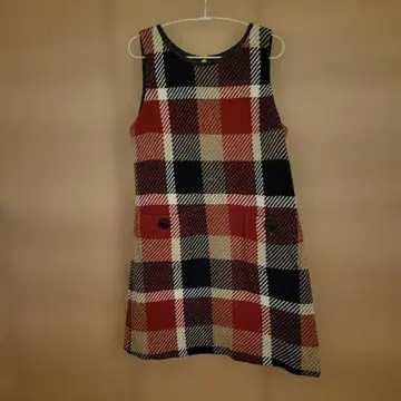 체크 무늬 슬리브리스 원피스